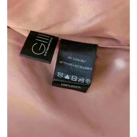 Kenneth Cole Women's Asymmetrical Bouclé Wool Blend Coat Size P. Small - Picture 13 of 14